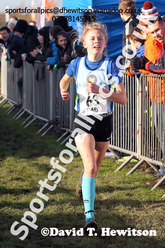 Girls under-13s Northern Cross Country  Championships, Pontefract. Photo: David T. Hewitson/Sports for All Pics